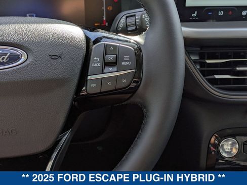 New 2025 Ford Escape image 27
