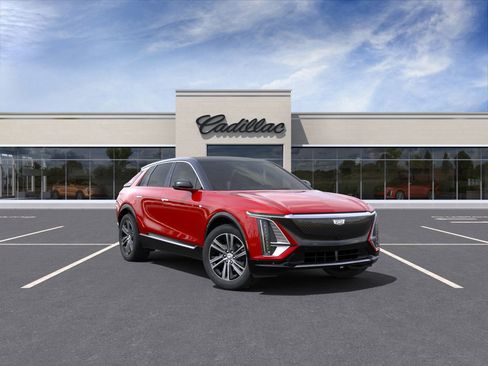 New 2025 Cadillac Lyriq Luxury image 34