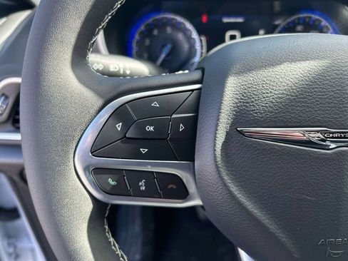 New 2026 Chrysler Voyager LX FWD image 9
