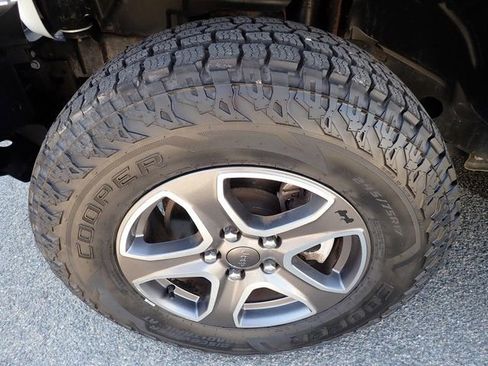 Used 2020 Jeep Wrangler Unlimited Sport AWD/4WD image 12