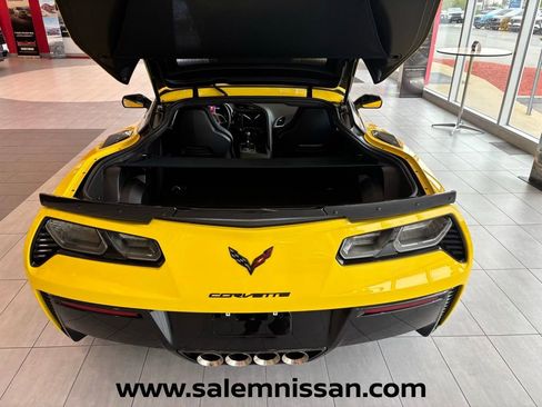 Used 2016 Chevrolet Corvette Z06 w/ 3LZ Preferred Equipment Group RWD image 22