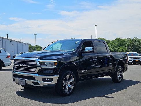 Used 2022 RAM 1500 Laramie w/ Trailer Tow Group AWD/4WD image 3