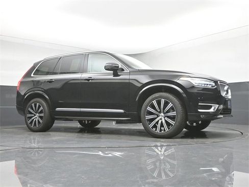Used 2023 Volvo XC90 B6 Plus w/ Protection Package Premier image 35