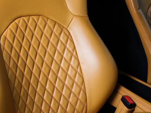 Used 2021 Ferrari F8 Tributo image 26