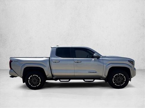 Used 2024 Toyota Tacoma TRD Sport RWD image 4