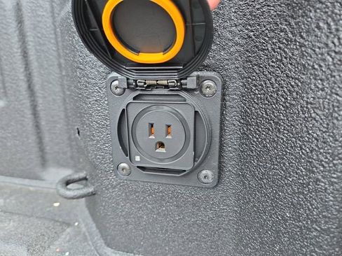 New 2026 Chevrolet Silverado 1500 High Country w/ Technology Package image 37