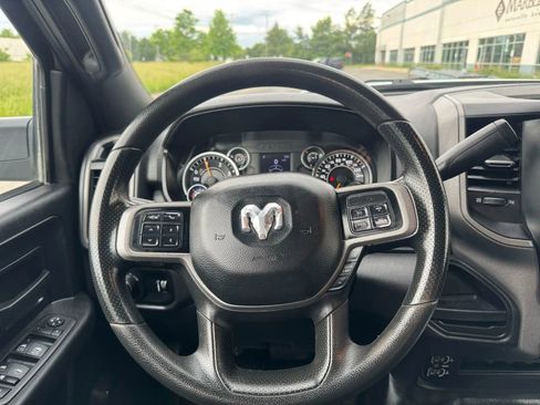 Used 2022 RAM 2500 Tradesman w/ Chrome Appearance Group image 21