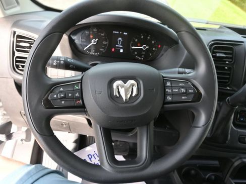 Used 2025 RAM ProMaster 2500 w/ Safety Group FWD image 26