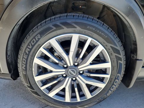 Used 2023 Nissan Kicks SV FWD image 18