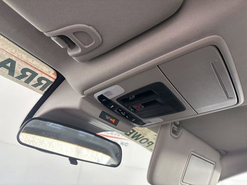 Used 2025 Honda Accord SE image 19