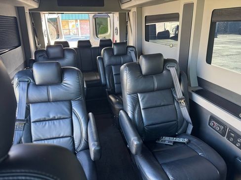 Used 2022 RAM ProMaster 3500 w/ RV Ready Prep Package FWD image 8