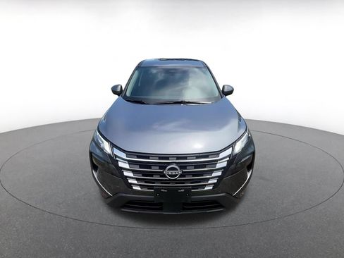 Used 2025 Nissan Rogue SV AWD/4WD image 4