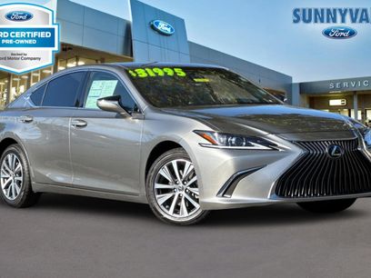 Used 2021 Lexus ES 350 w/ Accessory Package 2