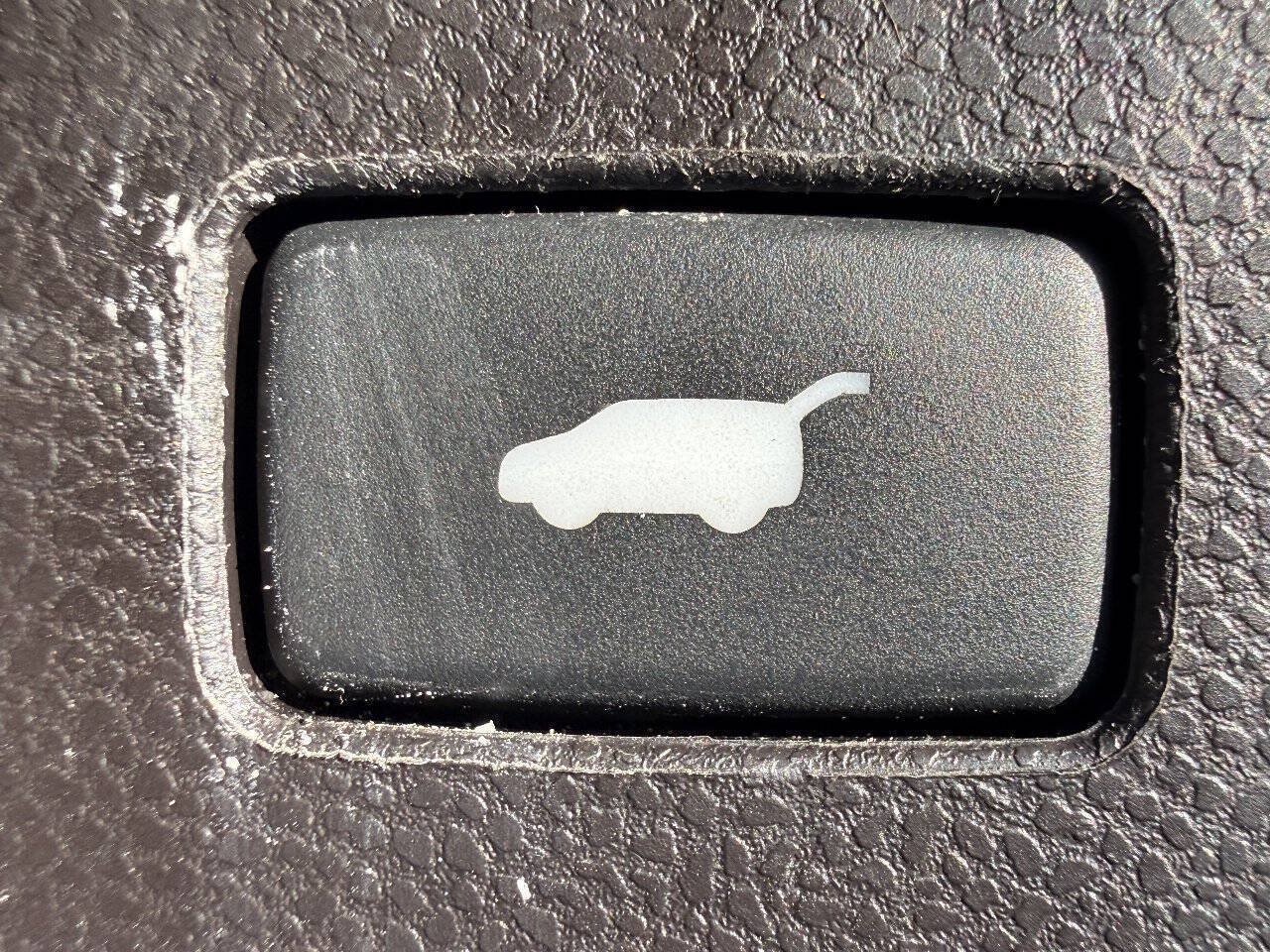 Used 2015 Acura RDX w/ Technology Package AWD/4WD image 23