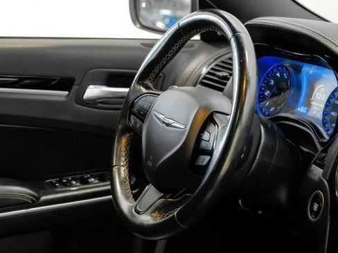Used 2022 Chrysler 300 S RWD image 21