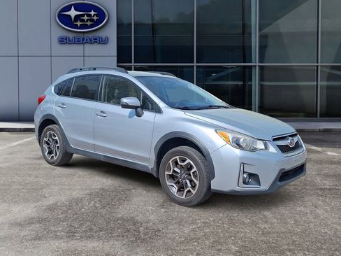 Used 2016 Subaru Crosstrek 2.0i Limited w/ Popular Package #2 image 2