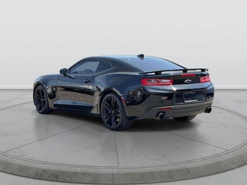 Used 2018 Chevrolet Camaro SS RWD image 6