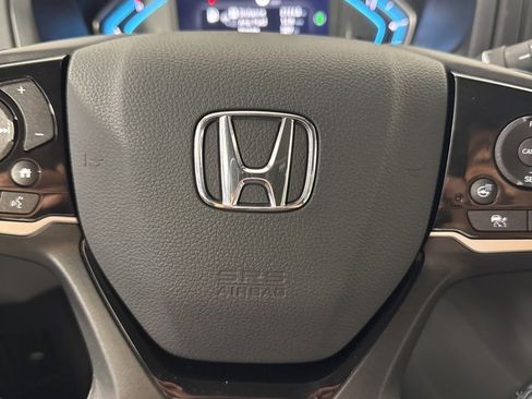 Used 2024 Honda Odyssey Elite image 32