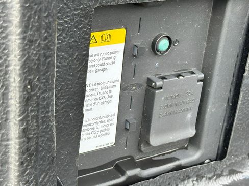 Used 2024 Ford F150 XLT w/ Mobile Office Package image 43