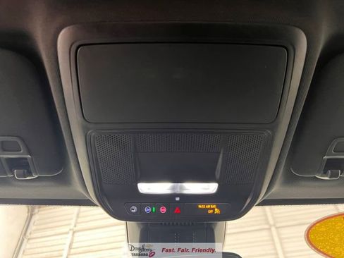 Used 2025 Chevrolet Equinox LT image 43