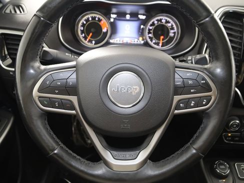 Used 2019 Jeep Cherokee Limited w/ Technology Group AWD/4WD image 34