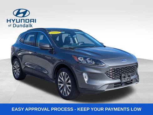 Used 2022 Ford Escape Titanium w/ Class II Trailer Tow Package image 11