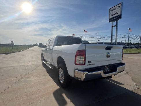 Used 2024 RAM 2500 Big Horn AWD/4WD image 3