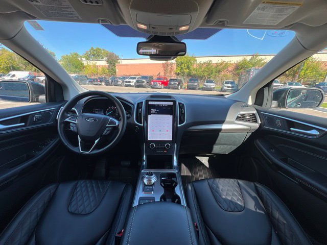 Used 2024 Ford Edge Titanium AWD/4WD image 19