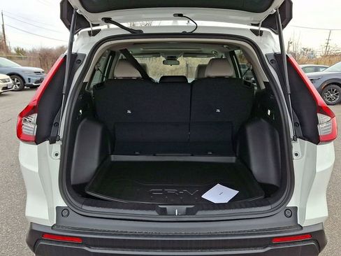 Certified 2026 Honda CR-V EX image 29
