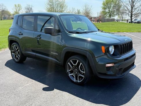 Used 2021 Jeep Renegade Sport image 3
