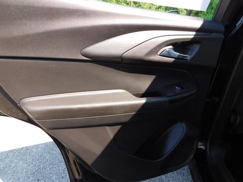 Used 2021 Chevrolet TrailBlazer LS FWD image 10