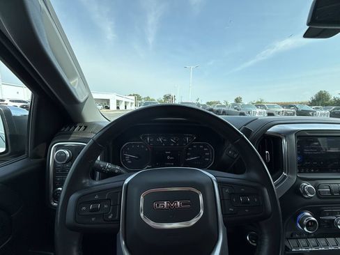 Certified 2020 GMC Sierra 1500 SLT w/ SLT Premium Package AWD/4WD image 17