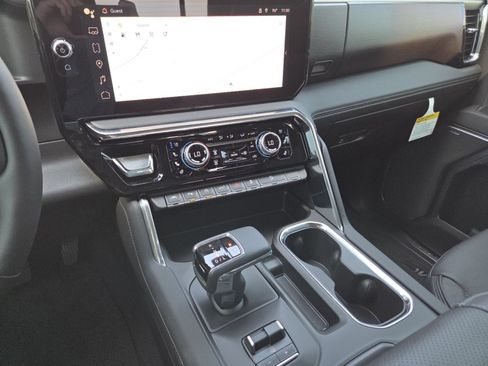 New 2026 GMC Sierra 1500 Denali AWD/4WD image 33