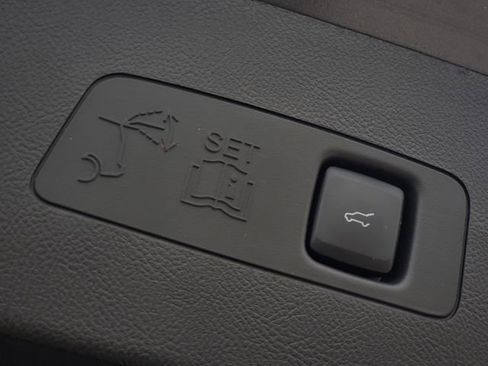 Certified 2023 Lincoln Corsair Standard w/ Equipment Group 101A image 34