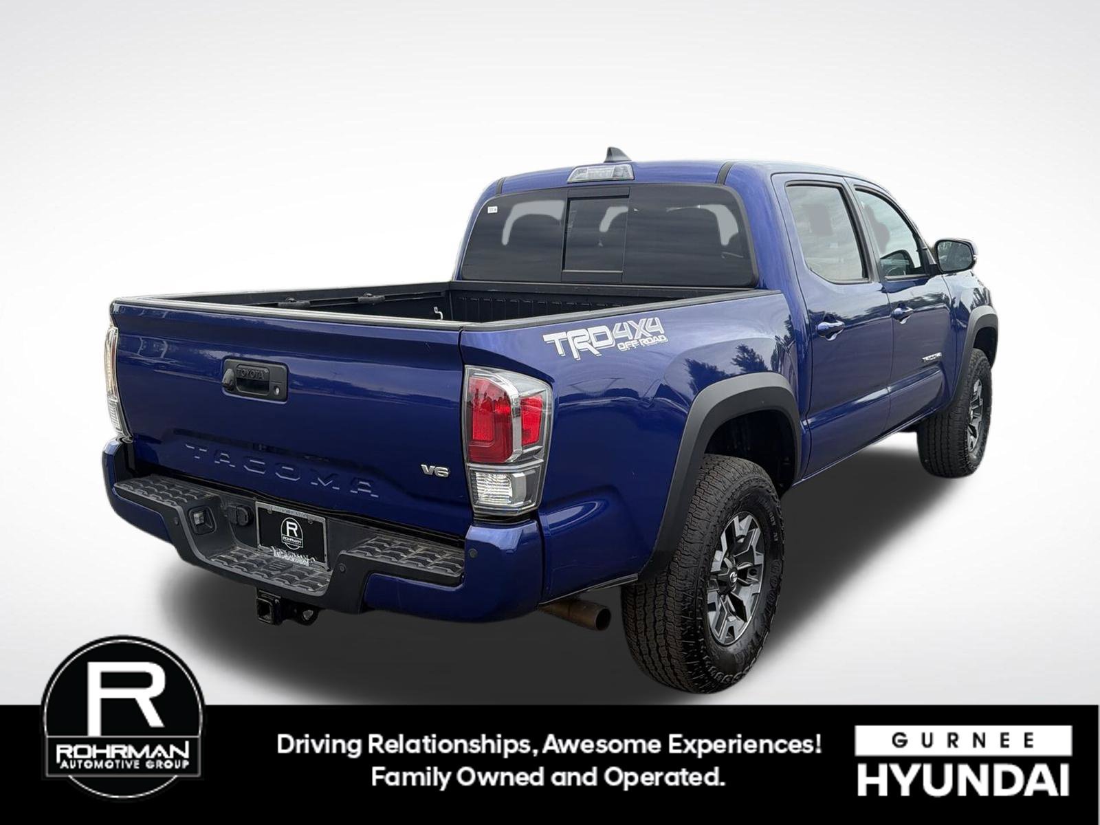 Used 2023 Toyota Tacoma TRD Off-Road w/ TRD Premium Off Road Package AWD/4WD image 10