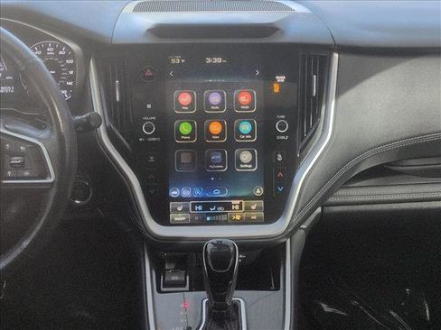 Used 2022 Subaru Outback Limited image 15