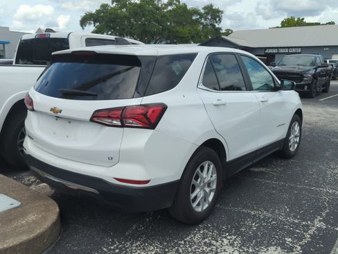 Used 2024 Chevrolet Equinox LT FWD image 4