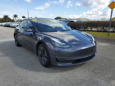 Used 2019 Tesla Model 3 Long Range image 28