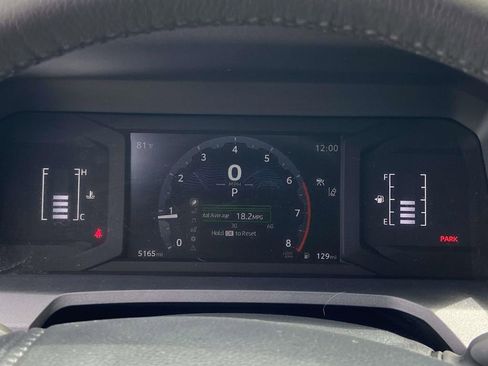 Used 2025 Toyota 4Runner SR5 AWD/4WD image 31