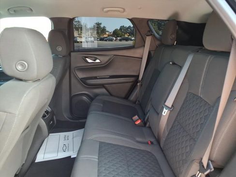 Used 2021 Chevrolet Blazer LT FWD image 25