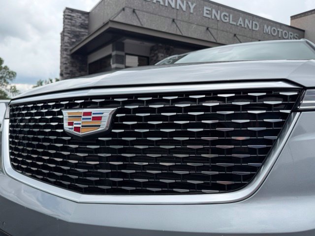 Used 2024 Cadillac XT6 Premium Luxury w/ LPO, Floor Liner Package AWD/4WD image 7