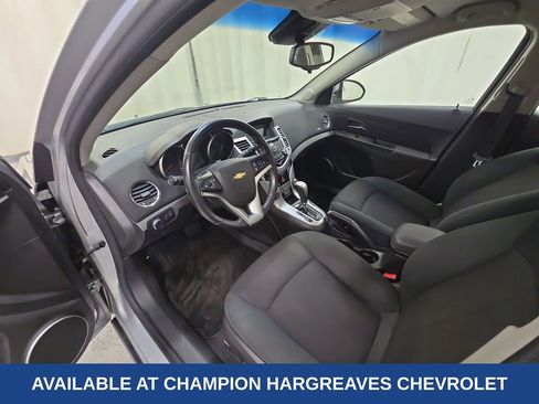 Used 2011 Chevrolet Cruze LT image 14