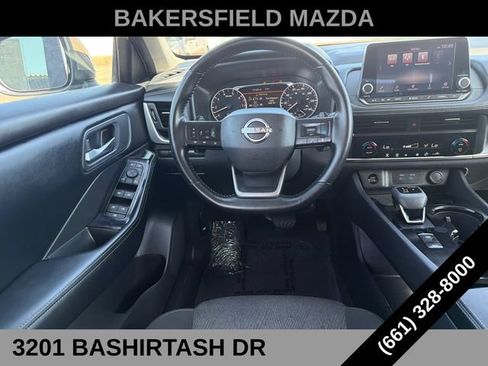 Used 2025 Nissan Rogue SV AWD/4WD image 15