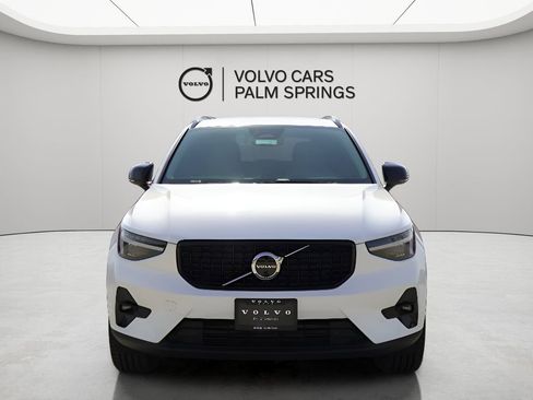 New 2025 Volvo XC40 B5 Ultra w/ Climate Package image 4
