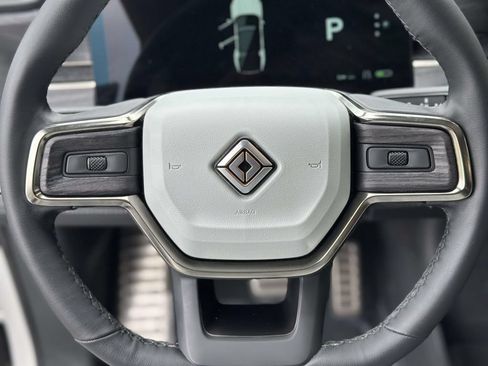 Used 2023 Rivian R1S Adventure Quad AWD/4WD image 32