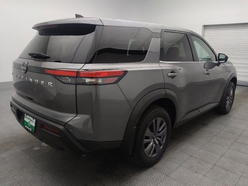 Used 2023 Nissan Pathfinder S FWD image 9