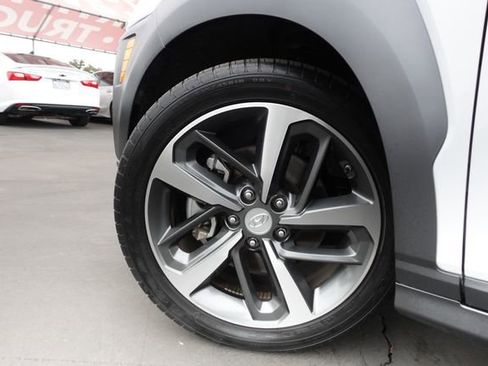 Used 2019 Hyundai Kona Ultimate image 10