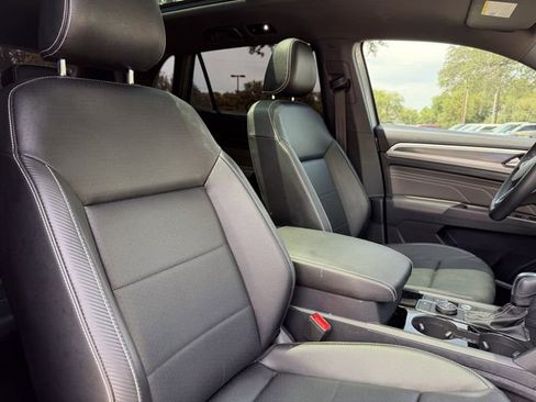Used 2023 Volkswagen Atlas Cross Sport SEL AWD/4WD image 15
