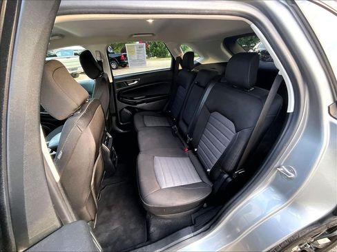 Used 2022 Ford Edge SE w/ Black Appearance Package AWD/4WD image 15