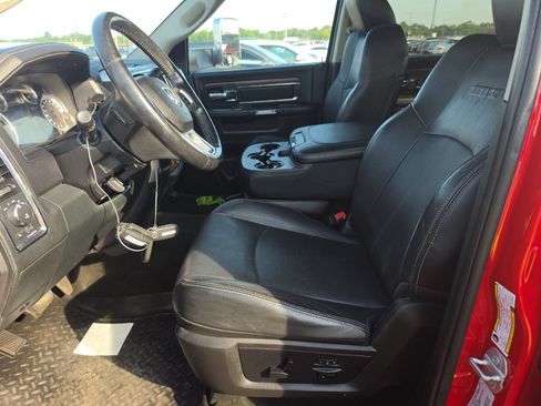 Used 2016 RAM 2500 Laramie w/ Cold Weather Group AWD/4WD image 7